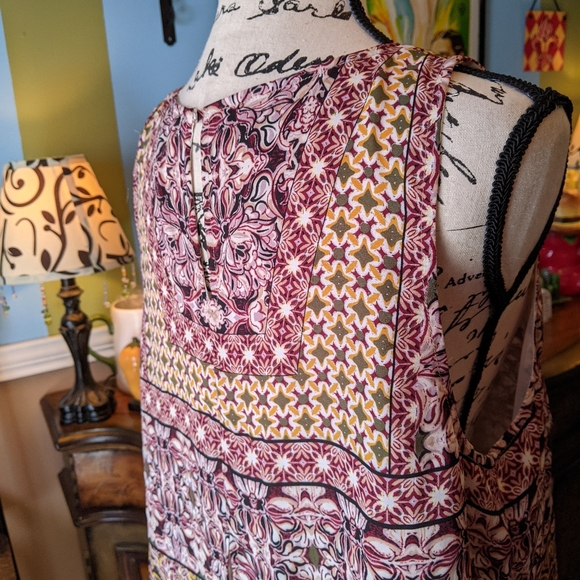 Fourteenth place sleeveless blouse - Picture 6 of 10